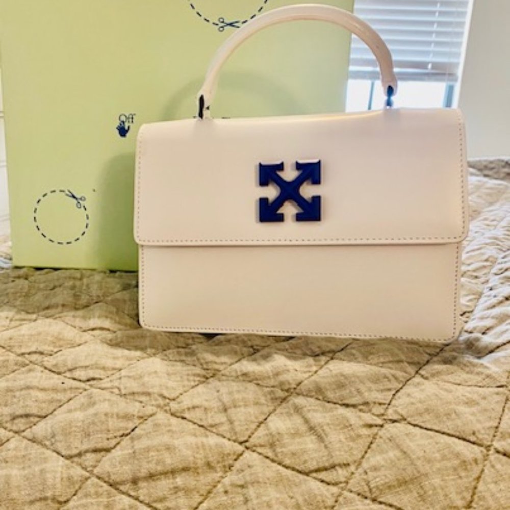 OFF WHITE HANDBAG IN STARK WHITE AND ROYAL BLUE CLASP